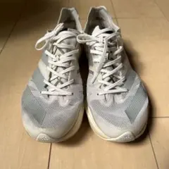 アディダス adizero TakumiSen8陸上競技用シューズ