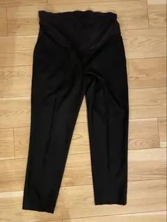ブラック UNIQLOマタニティパンツ Lサイズ