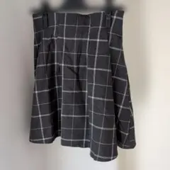 titty グレー系チェック ミニフレアースカート Fサイズ