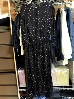 niko and ...★ドット柄マキシワンピ.モノトーンやわらかい生地着心地◎