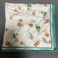 ジバンシー　ハンカチ　未使用