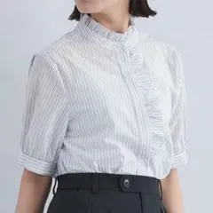 green label relaxing スタンドフリルショートスリーブブラウス