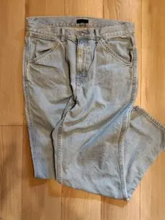 UNIQLO　ライトブルー ストレートデニム