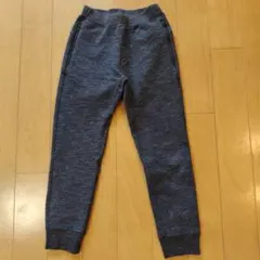 ユニクロ　スウェット　130　グレー　キッズ