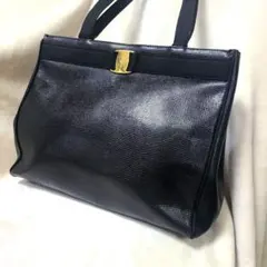 【Ferragamo】フェラガモ　ブラックレザー　トート A4　ショルダーバッグ