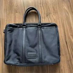 Item thumbnail for item 40b20b25-39e8-49f3-ac78-cb92a0908f1a