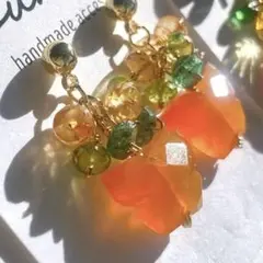 14kgf天然石蝶カーネリアンとザンビア産エメラルド、シトリン、ペリドットピアス