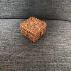 籐製四角形小物入れ