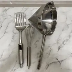 泡立て器 フライ返し ターナー 3点セットのサムネイル
