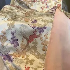 小紋着物 花柄 薄金色　クリーム色