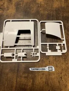 アオシマ1/32デコトラ　縦型冷凍機のサムネイル