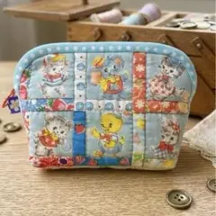 激レア‼️メリーボンボン ハンドメイド パッチワーク ポーチ レトロアニマル 生地