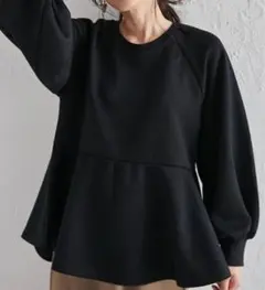 ボリュームスリーブ　ペプラム　スウェット　ブラック
