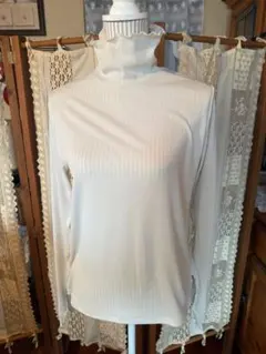 【GU】２点セット★タートルネックシースルートップス