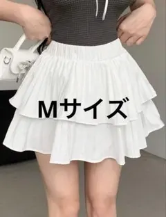 フリル付きホワイトミニスカート