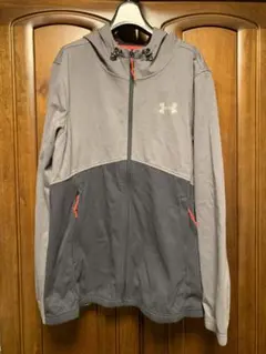 Under Armour アンダーアーマー 撥水フード付きパーカー XL