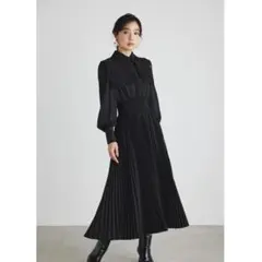 【美品】黒レース付き襟 プリーツワンピース フォーマル 発表会 結婚式 二次会