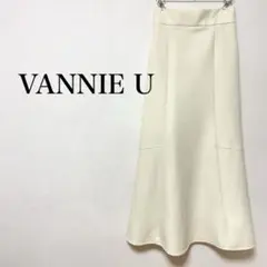 VANNIE U ロングスカート パターンフレアスカートのサムネイル