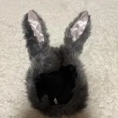 ウサギ耳付き被り物 グレー