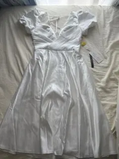 ホワイトパール装飾Vネックラップドレス　ウェディング