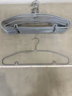 ニトリ すべらないハンガー 45cm 20本セット グレーのサムネイル
