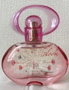 フェラガモ インカントニューブルーム 香水 30ml ほぼ未使用 レディース