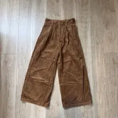 ブラウン コーデュロイ ワイドパンツ