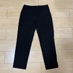 GU チノパン ストレートパンツ 黒ズボン Mサイズ