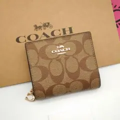 新品 未使用 COACH コーチ 折り財布 レインボー シグネチャー C4536