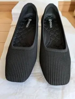 VIVAIA　ビバイア　 ブラックパンプス