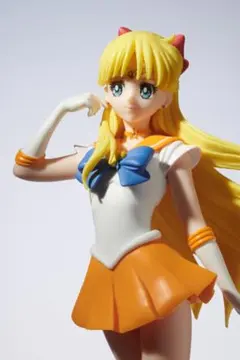 セーラームーン GLITTER＆GLAMOURSスーパーセーラーヴィーナス - メルカリ