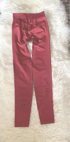 ReebokレギンスM新品未使用