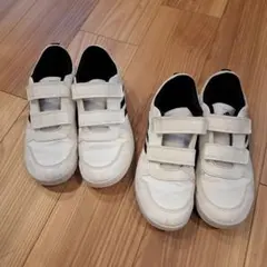 adidas　キッズスニーカー　２３cm　２足セット
