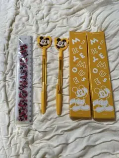 ミッキーマウス ボールペン 2本、定規セット（ノベルティー）