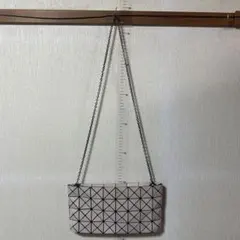 BAO BAO ISSEY MIYAKE チェーンショルダーバッグ ベージュのサムネイル