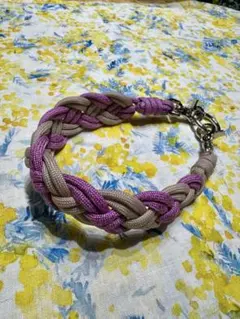 Handmade　スマホパラコードハンドストラップ”ピンクベージュ”
