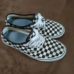 バンズ　チェッカー