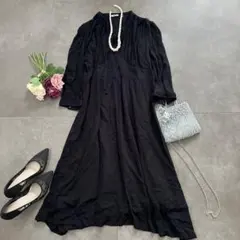 UNIQLO 長袖ワンピース　ロング　黒　くしゅくしゅデザイン　リボン　M