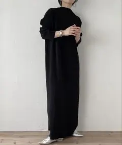 【新品未使用】wee9sデイリーデイリースーパーストレッチプリーツワンピース