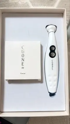 美品 CLIONE fit 美顔器 充電器・収納袋付き - メルカリ