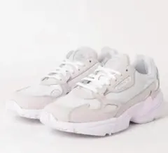 adidas ダッドスニーカー アディダス ファルコン 23.5cm