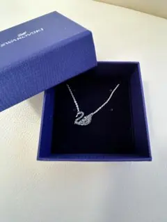 最終値下げ‼️Swarovski スワンモチーフ ネックレス ブラック