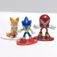 ソニック・ザ・ヘッジホッグ　ソニック　ナックルズ　テイルス　フィギュア　メタル