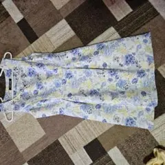 CECIL McBEE フラワープリント ノースリーブワンピース