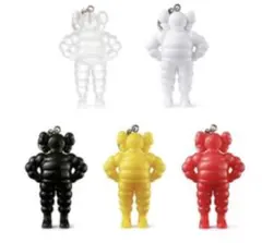 2026年最新】kaws tokyo first キーホルダーの人気アイテム - メルカリ