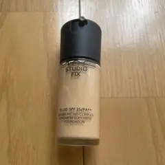 M.A.C スタジオ フィックス フルイド NC25のサムネイル