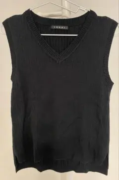 INGNI ブラック Vネック ノースリーブ ニットベスト