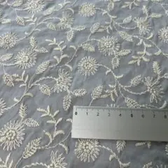刺繍生地残布　縦85cm×横95cm