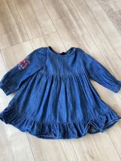 デニムワンピース 花柄刺繍入り　baby GAP