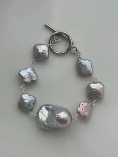 Item thumbnail for item 9597add1-5ac8-4b04-bacf-4d7106c1bf33